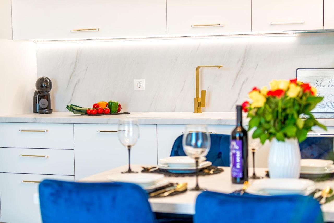 BlueSky Deluxe Apartment Free parking Dubrovnik Eksteriør bilde