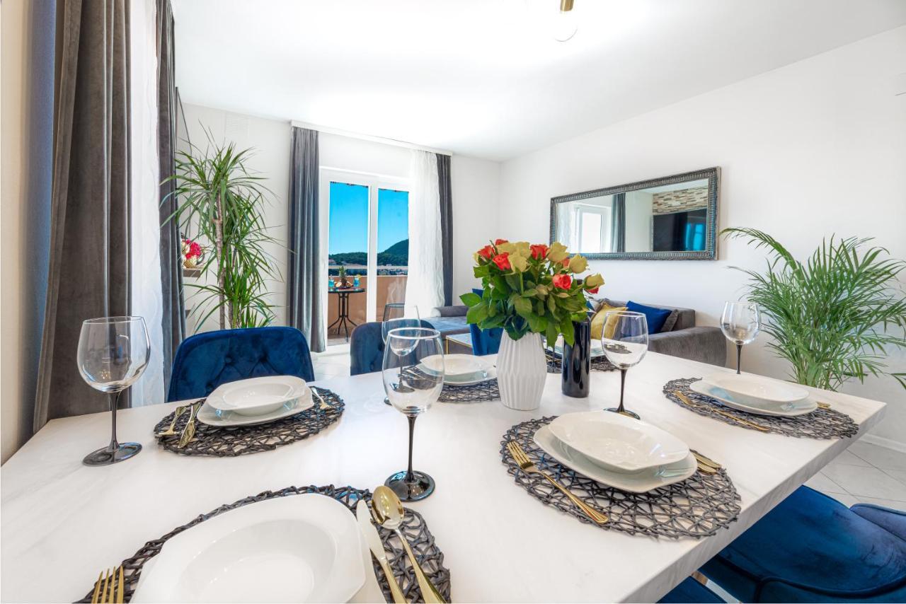 BlueSky Deluxe Apartment Free parking Dubrovnik Eksteriør bilde
