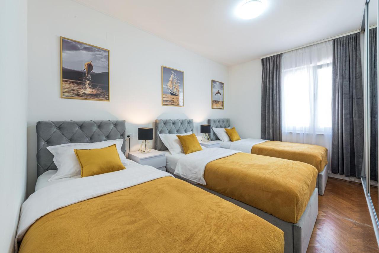 BlueSky Deluxe Apartment Free parking Dubrovnik Eksteriør bilde