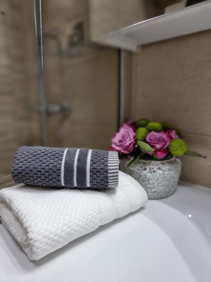 BlueSky Deluxe Apartment Free parking Dubrovnik Eksteriør bilde
